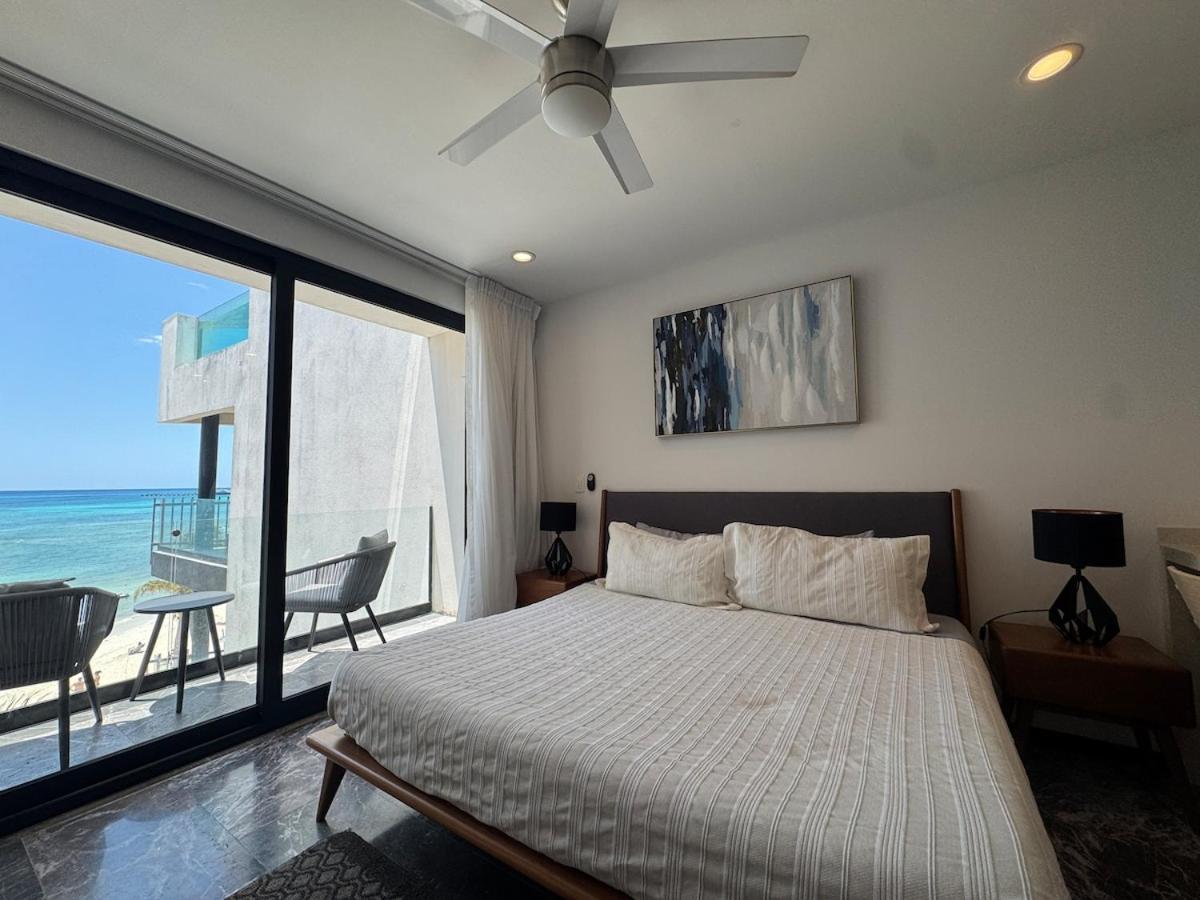 Oceanfront Condo, Roof Pool, Gym, Walk To 5th Ave! Apartamento *