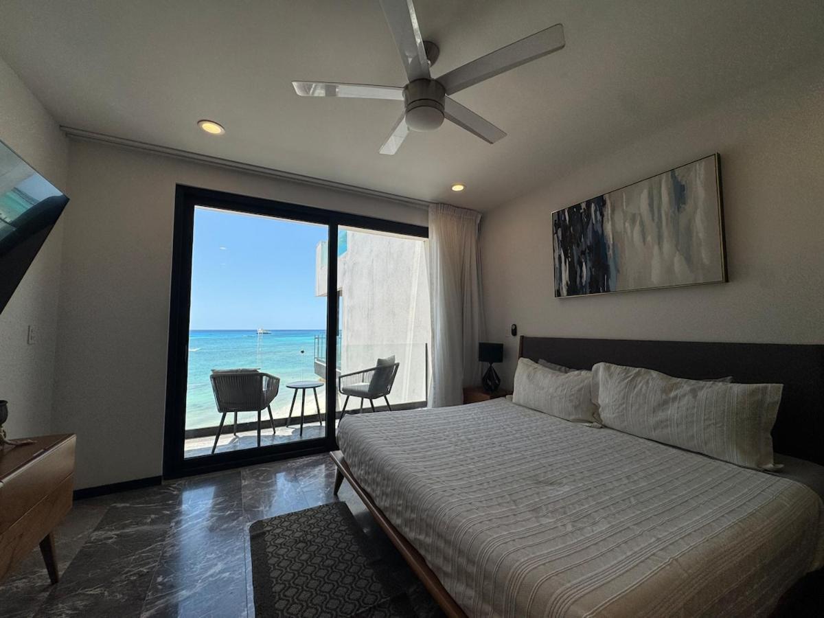 Oceanfront Condo, Roof Pool, Gym, Walk To 5th Ave! * Playa del Carmen